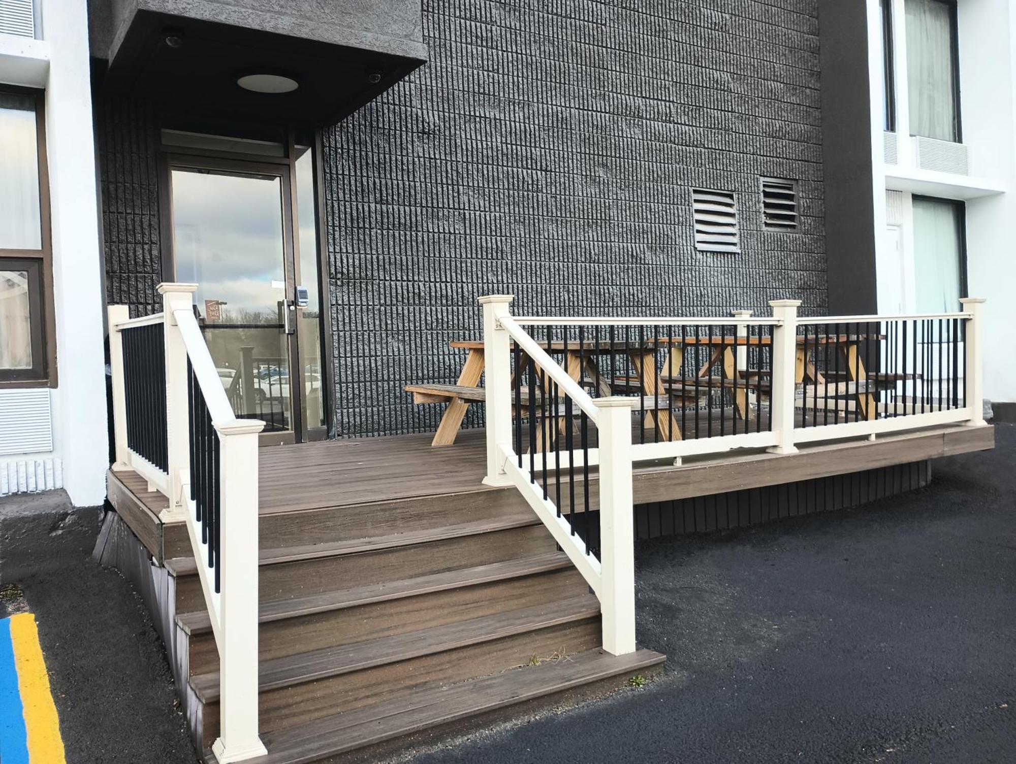 Baymont By Wyndham Johnson City/Binghamton Eksteriør billede